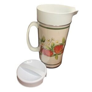 Vintage 1981 Strawberry Drink Pitcher insulated with lid